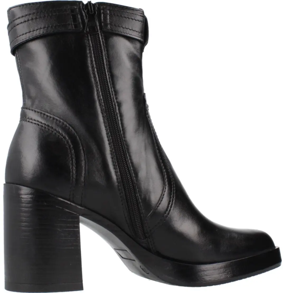 MJUS P96228 Zwart 38 EU