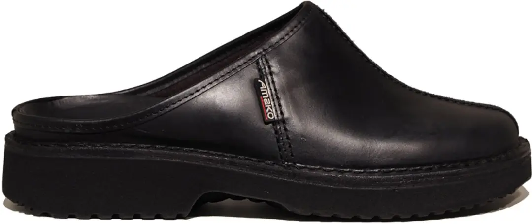Amako 560 Zwart