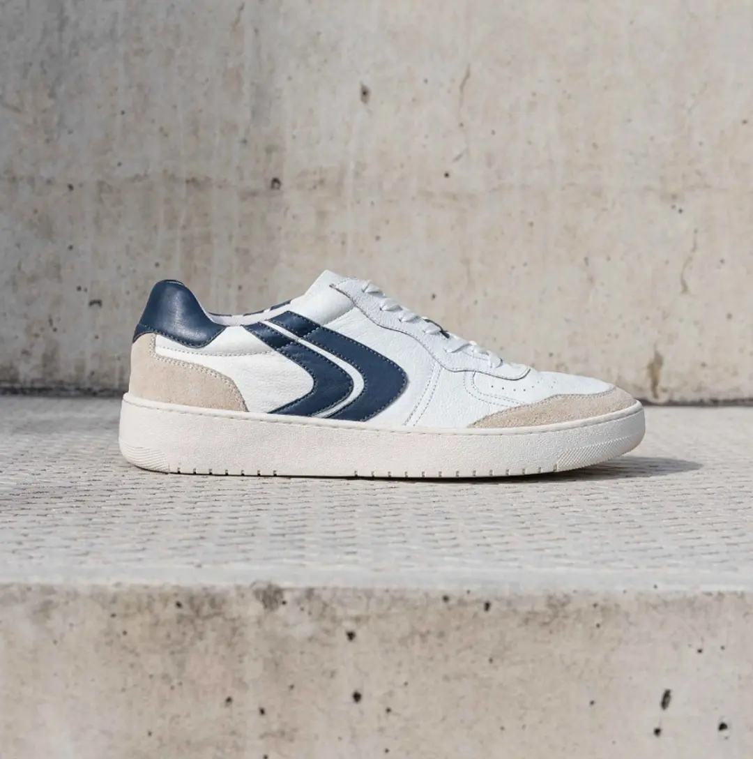 Cafe Moda hank sneaker off-white/navy leer