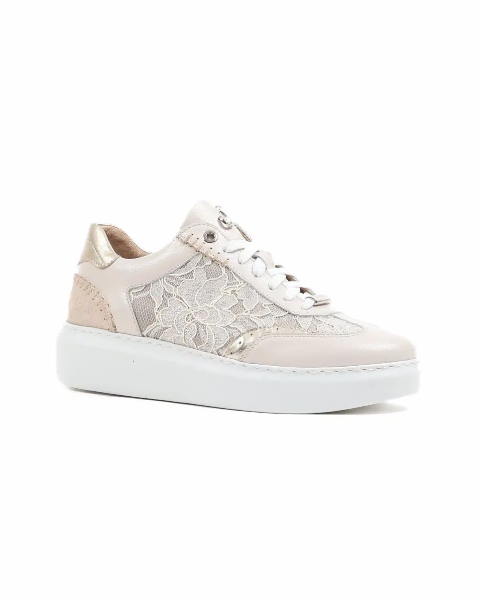 Footnotes 21.003 Claire Wijdte H Sneakers
