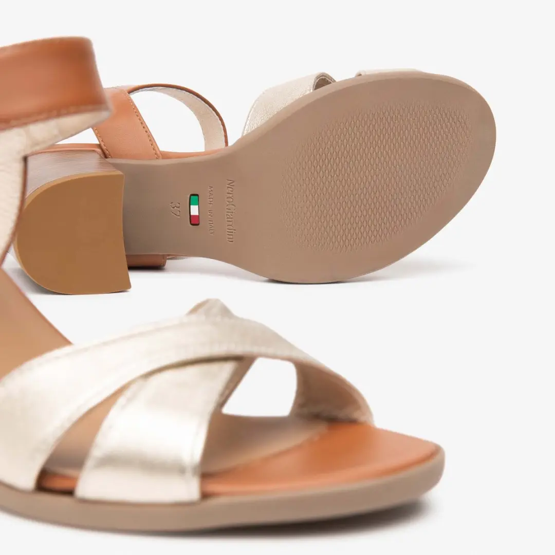 Sandalen Nerogiardini Etoile Sand Armenia Cognac Tr Aulla Col.Tabak