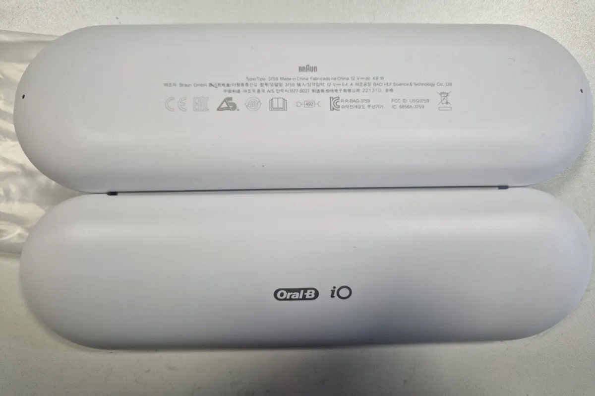 Oral-B iO Oplaad Reisetui Elektrische Tandenborstel - Wit