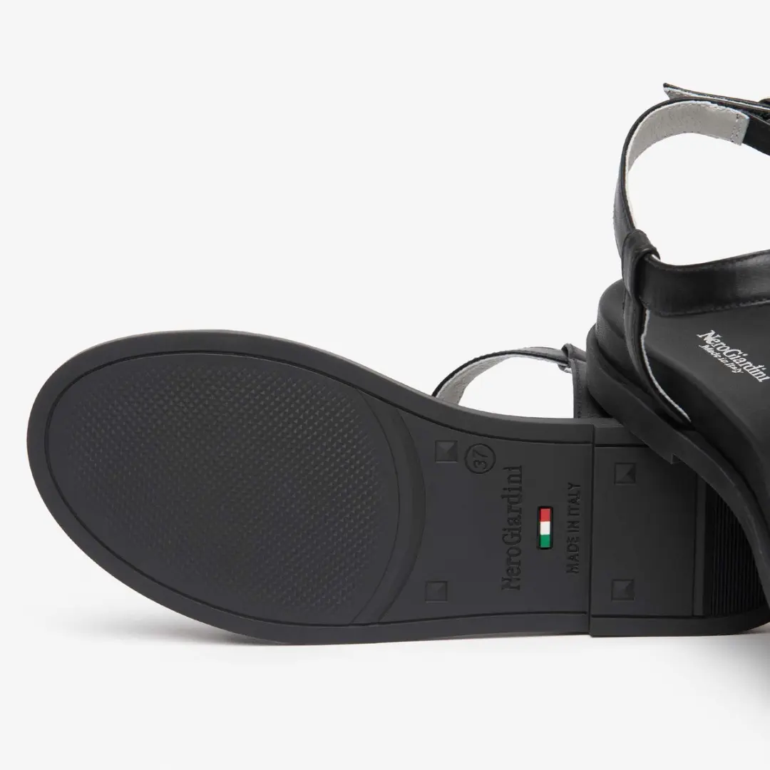 Sandalen Nerogiardini Tamigi Tr Terralba 7956 Zwart