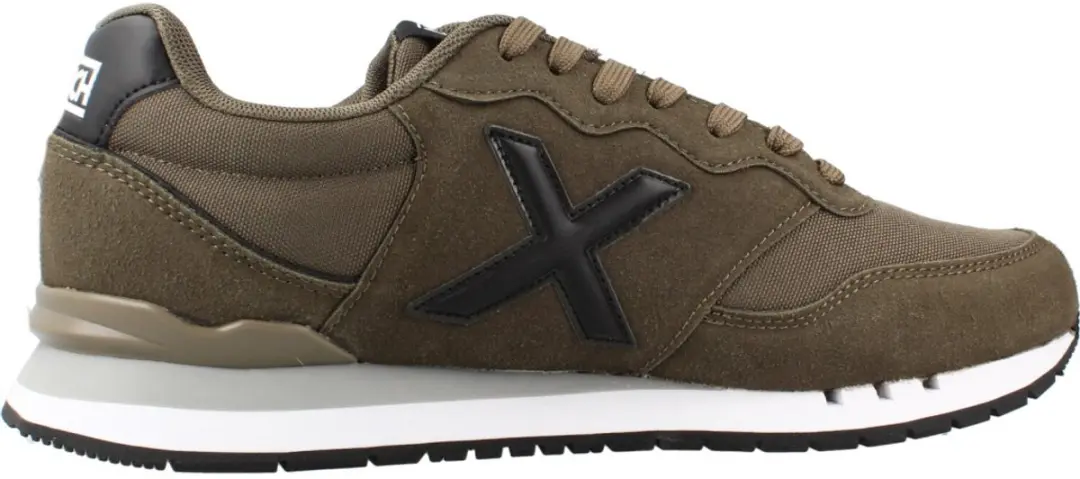 Munich Dash 2.0 284 Schoenen Khaki