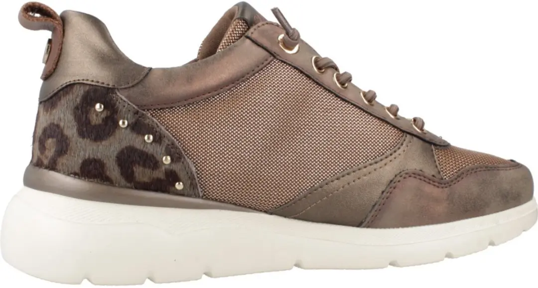 CARMELA 162513 Trainer
