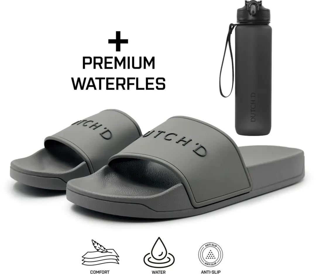 Badslippers + Waterfles