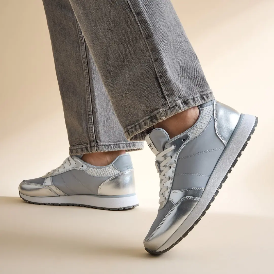 Woden Ronja Metallic Sneakers zilver Leer
