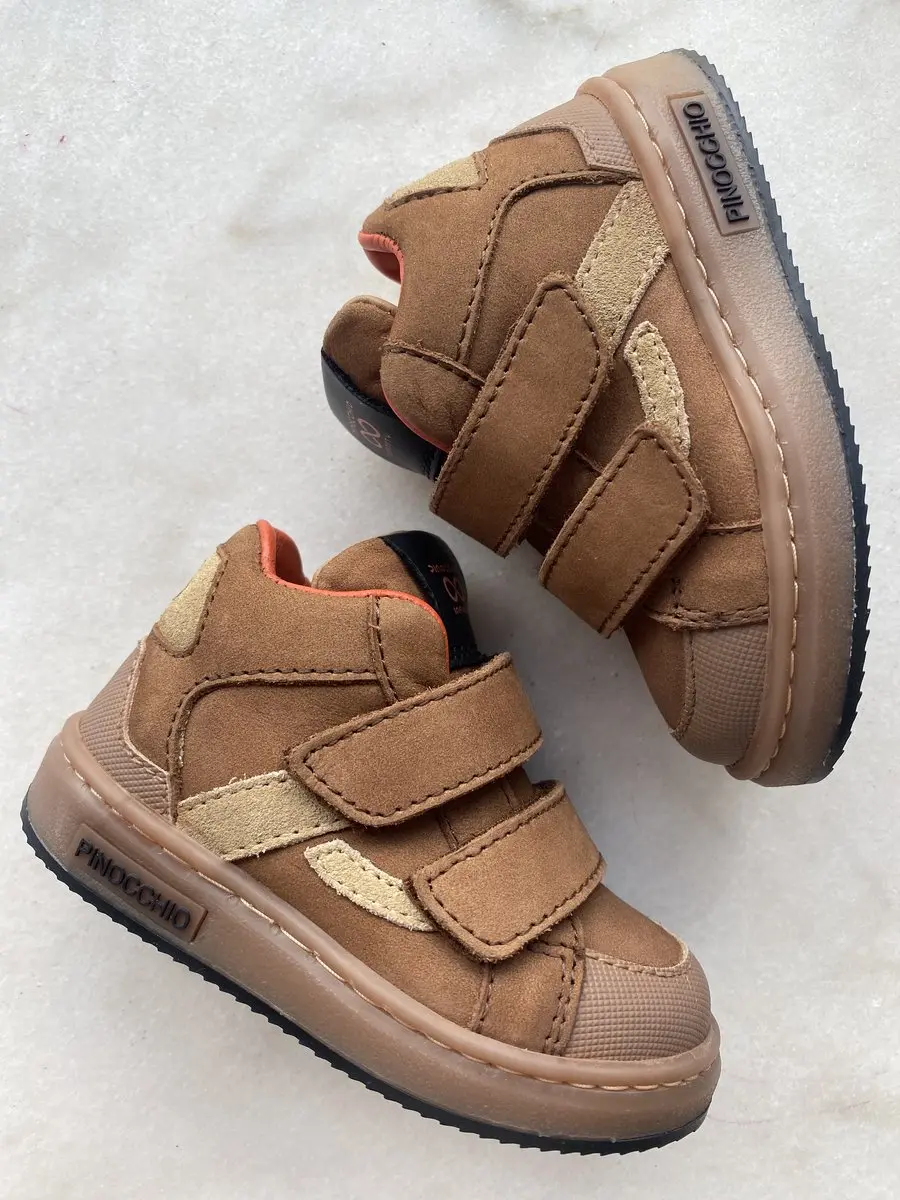 Pinocchio velcro sneaker maat 23
