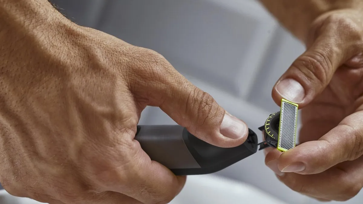 Philips OneBlade Pro 360 QP6652/30 Trimmer - Zilver - 3 Opzetstukken