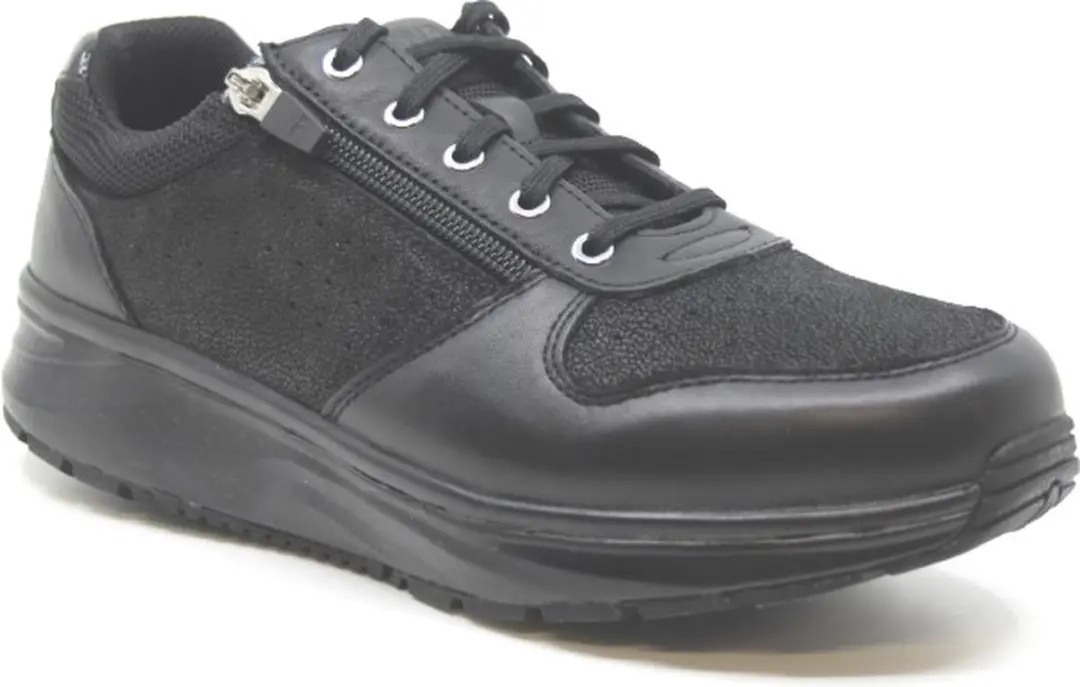 Joya Dynamo Zip Sneakers