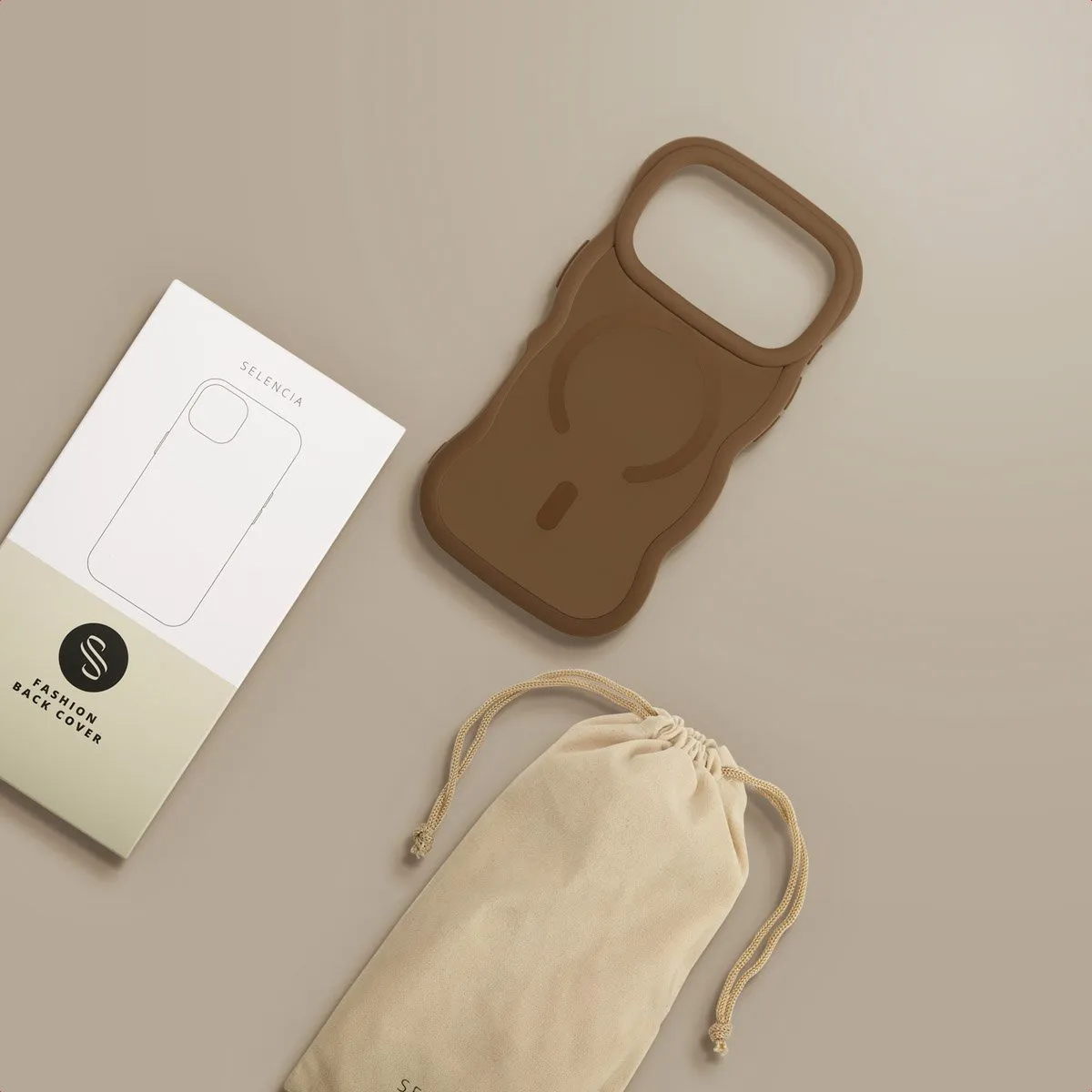 Selencia Wavy Case iPhone 17 Pro - Mocha Brown