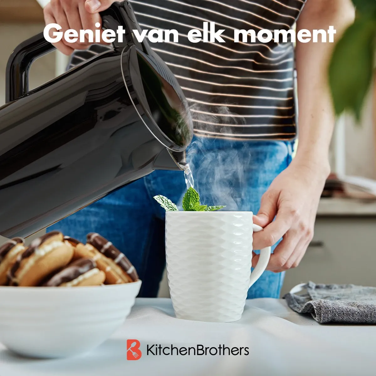 KitchenBrothers KB4074 Waterkoker 1,7L - 1800W - Zwart