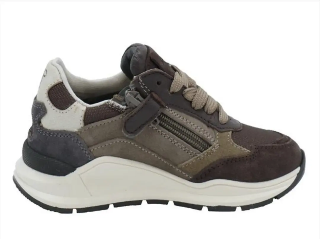 HIP Shoe Style Sneaker