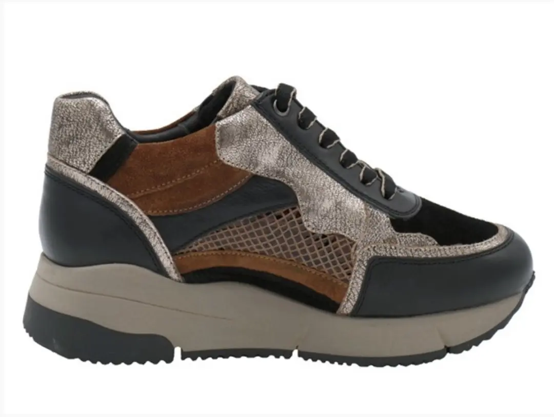 Helioform Sneaker