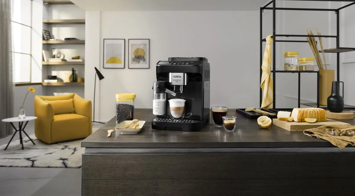 De'Longhi Magnifica Evo ECAM290.61B Espressomachine - 1450W - Zwart
