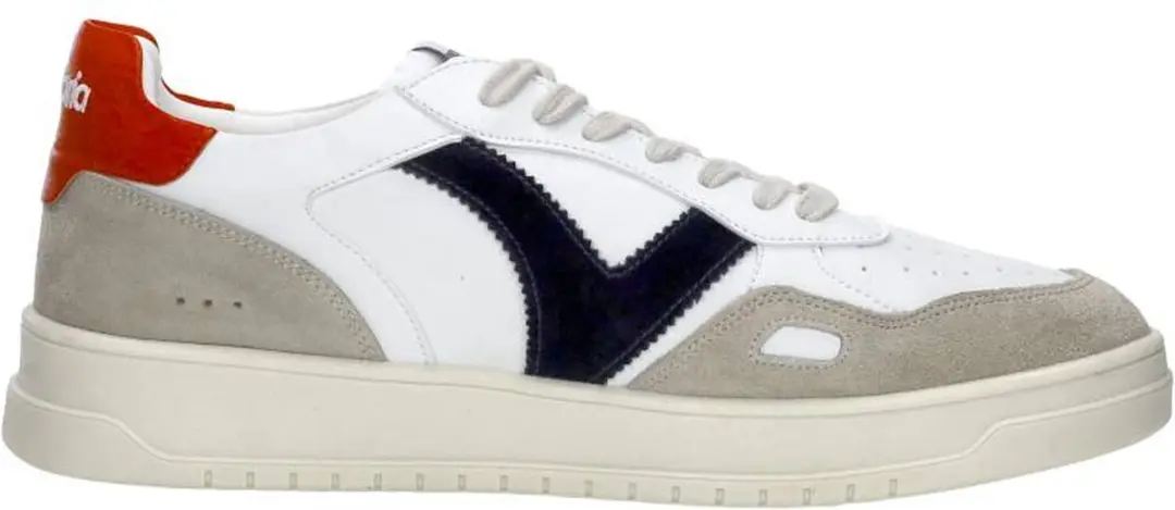 Victoria Sneaker