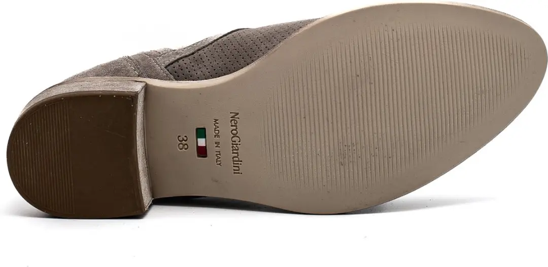 Stivali Nerogiardini Velour Creta Tr Varna Naturale 82
