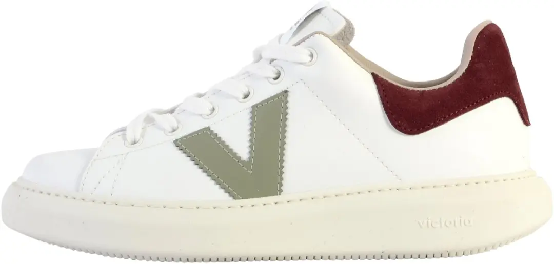 Lage sneakers met veters
