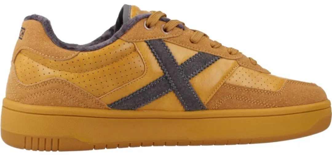 Munich Stilo 05 Schoenen Geel EU 42 Man