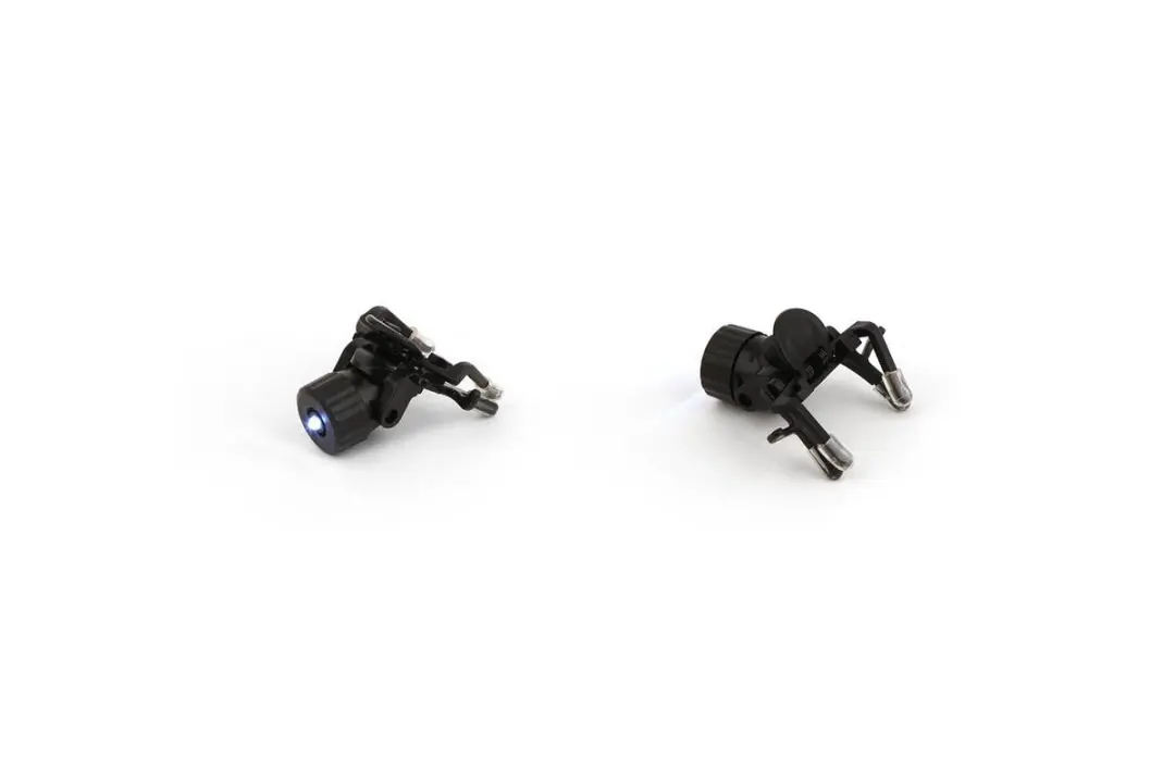 Kikkerland LED Clip On Light