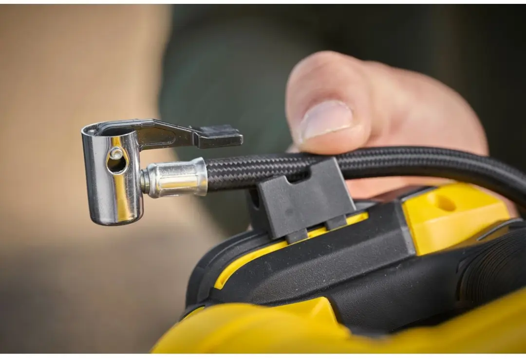 Stanley FATMAX 18V Hogedrukpomp SFMCE521B-XJ - afbeelding 4 van 6