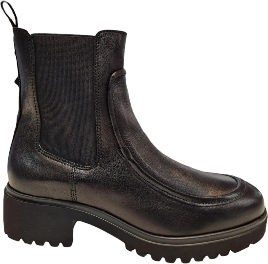 Piedi Nudi Ronta 02.03 Enkellaarzen