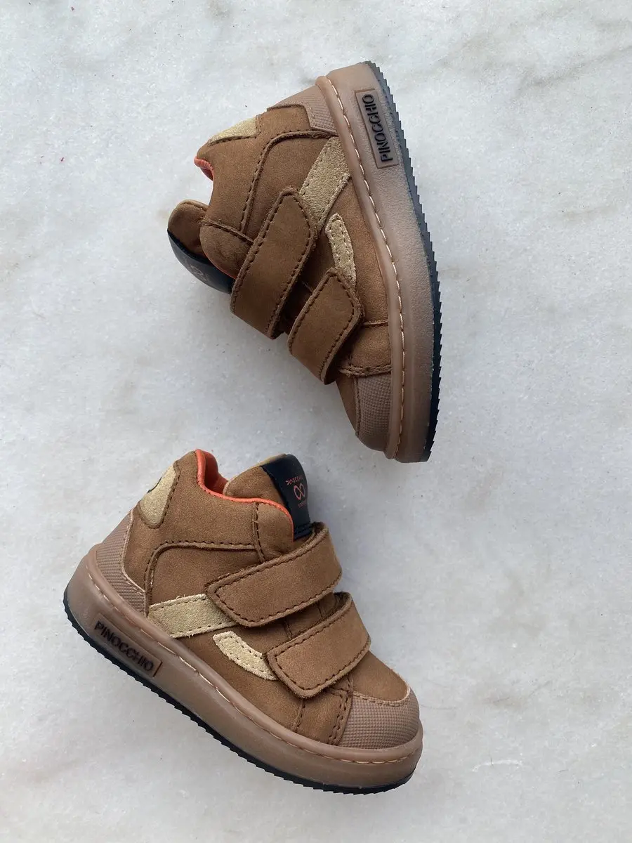 Pinocchio velcro sneaker maat 22