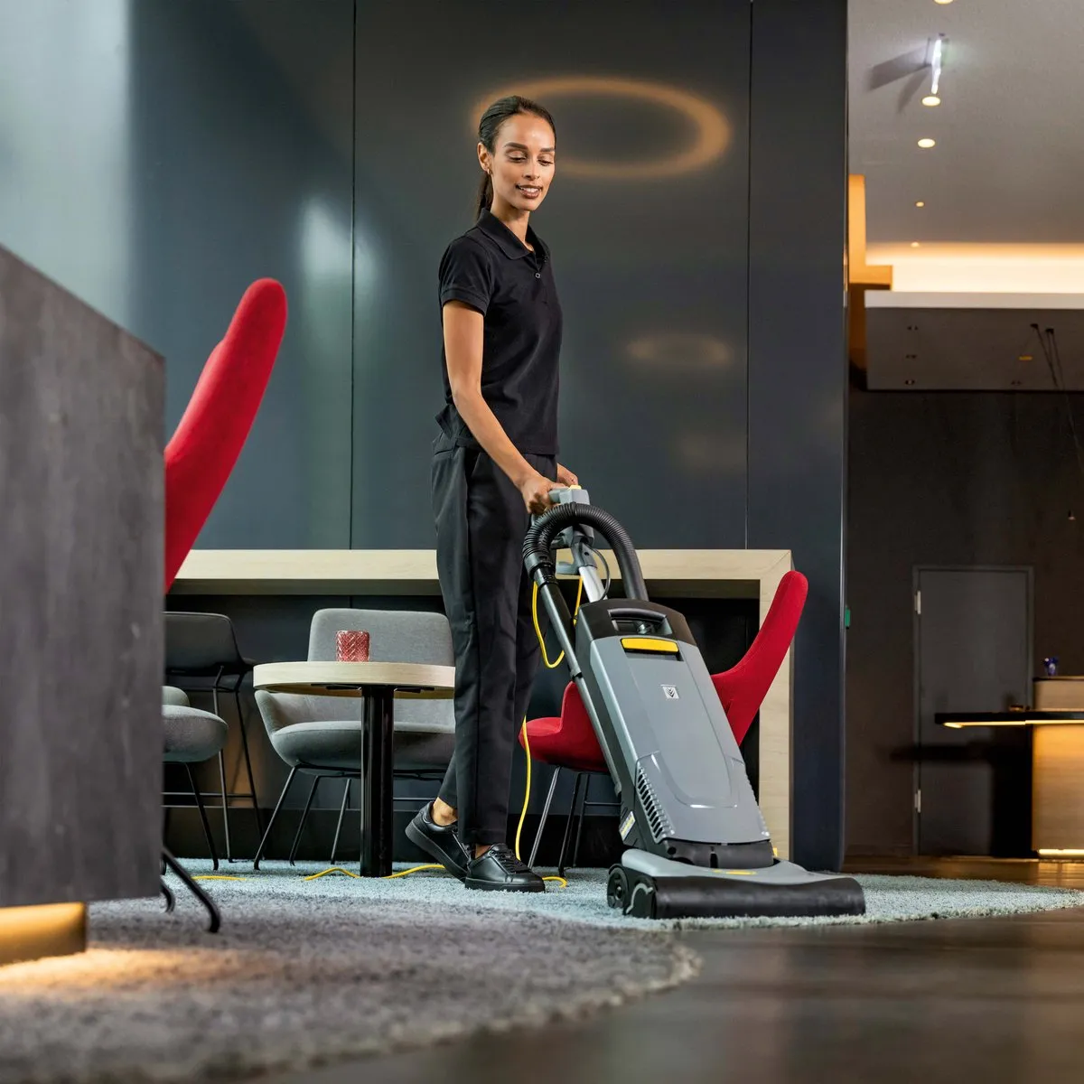 Kärcher CV 38/2 Adv Tapijtstofzuiger 850W - Antraciet