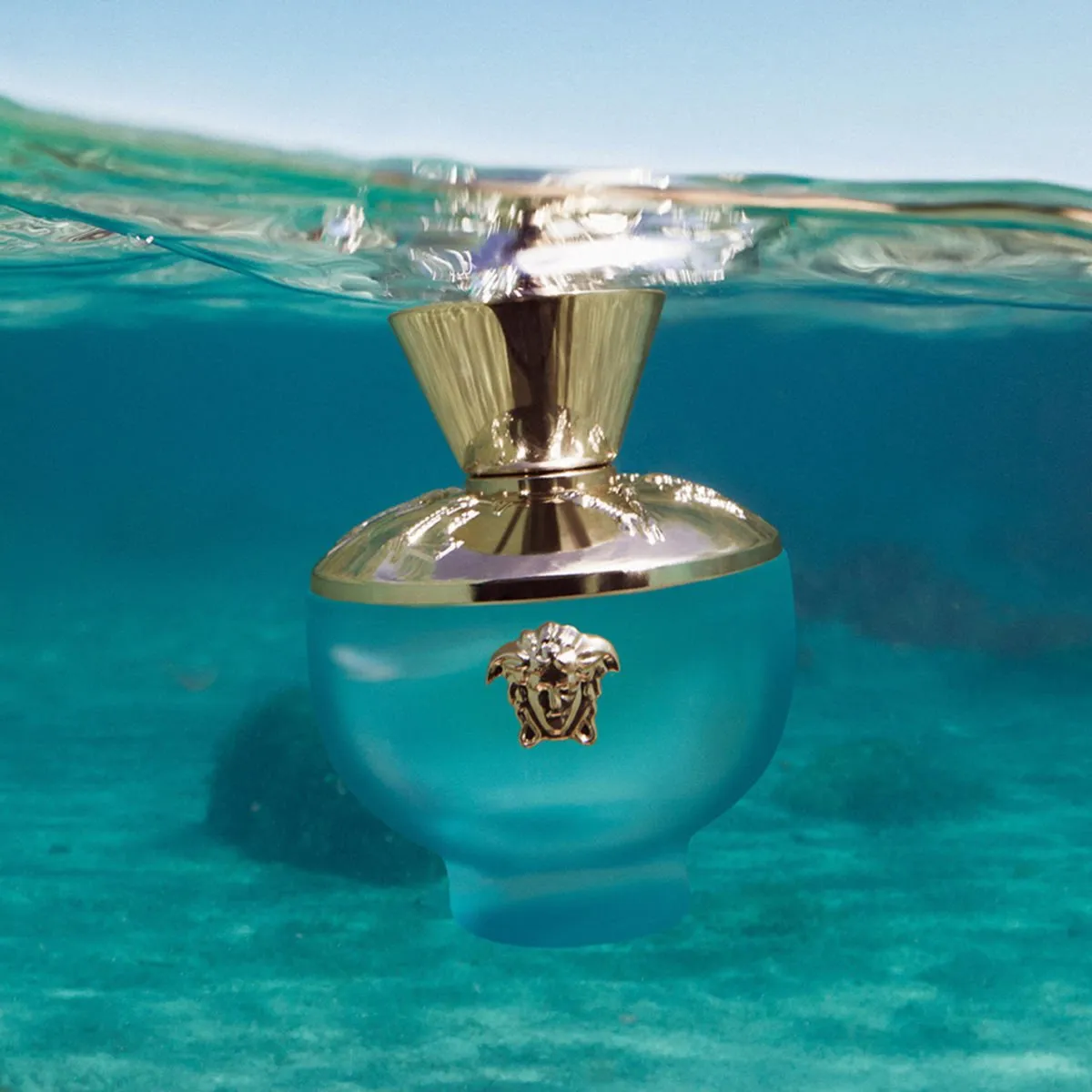 Versace Dylan Turquoise Eau de Toilette - 200ml
