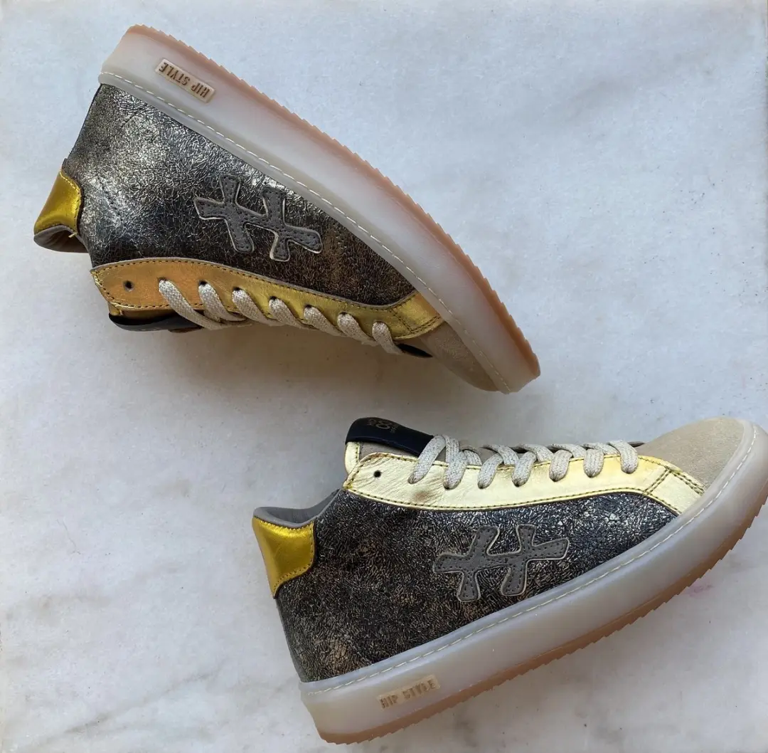 Hip sneaker goud maat 39