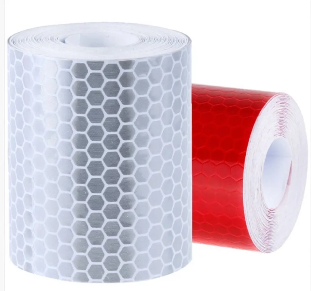Tape Reflecterend 1 rol rood + 1 rol wit
