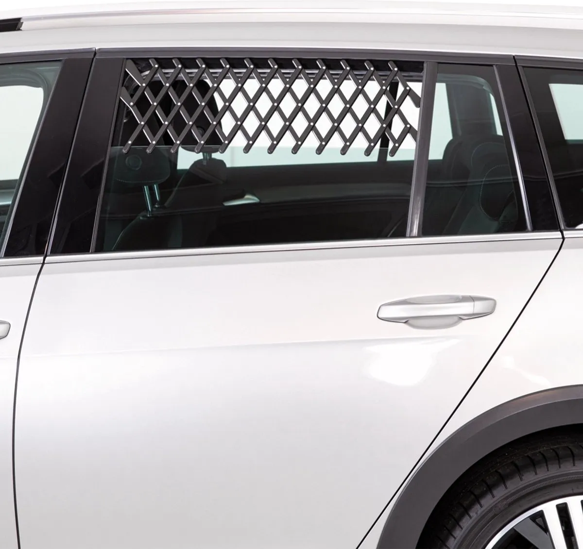 Trixie Auto Ventilatierooster 30-110cm - Zwart - afbeelding 3 van 6