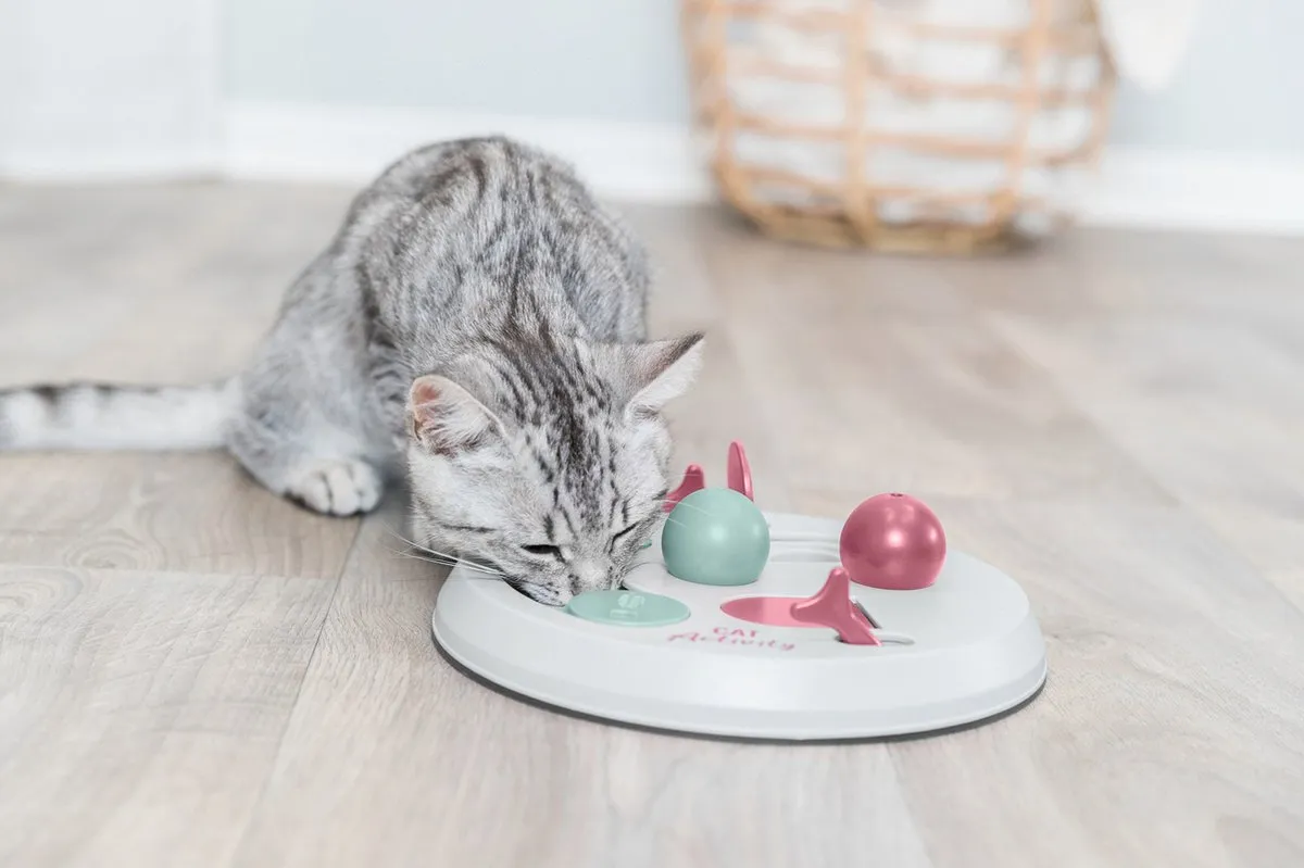 Trixie Cat Activity Flip Board - 23x23cm - Roze/Lichtgrijs - afbeelding 6 van 6