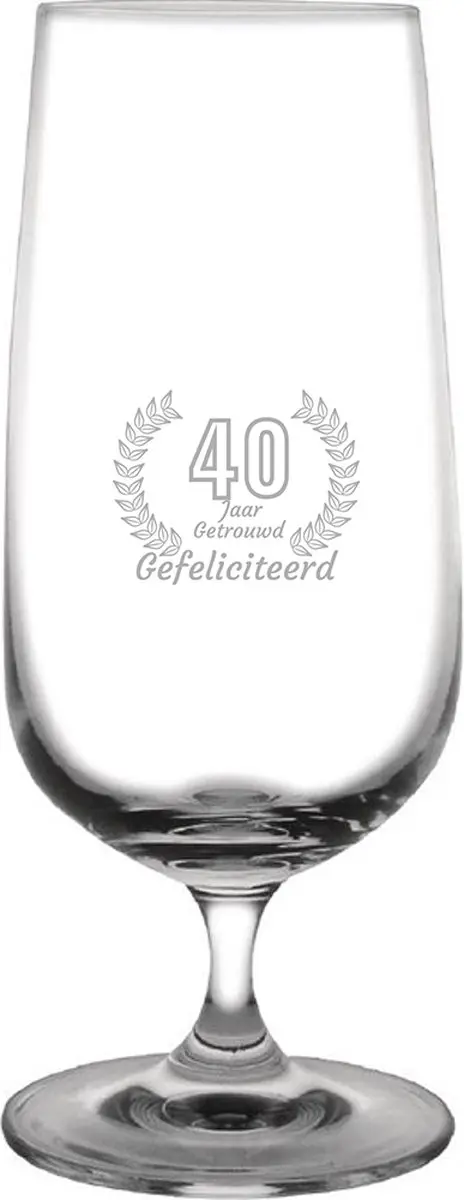 Gegraveerde Bierglas op voet 41cl Gefeliciteerd 40 jaar getrouwd