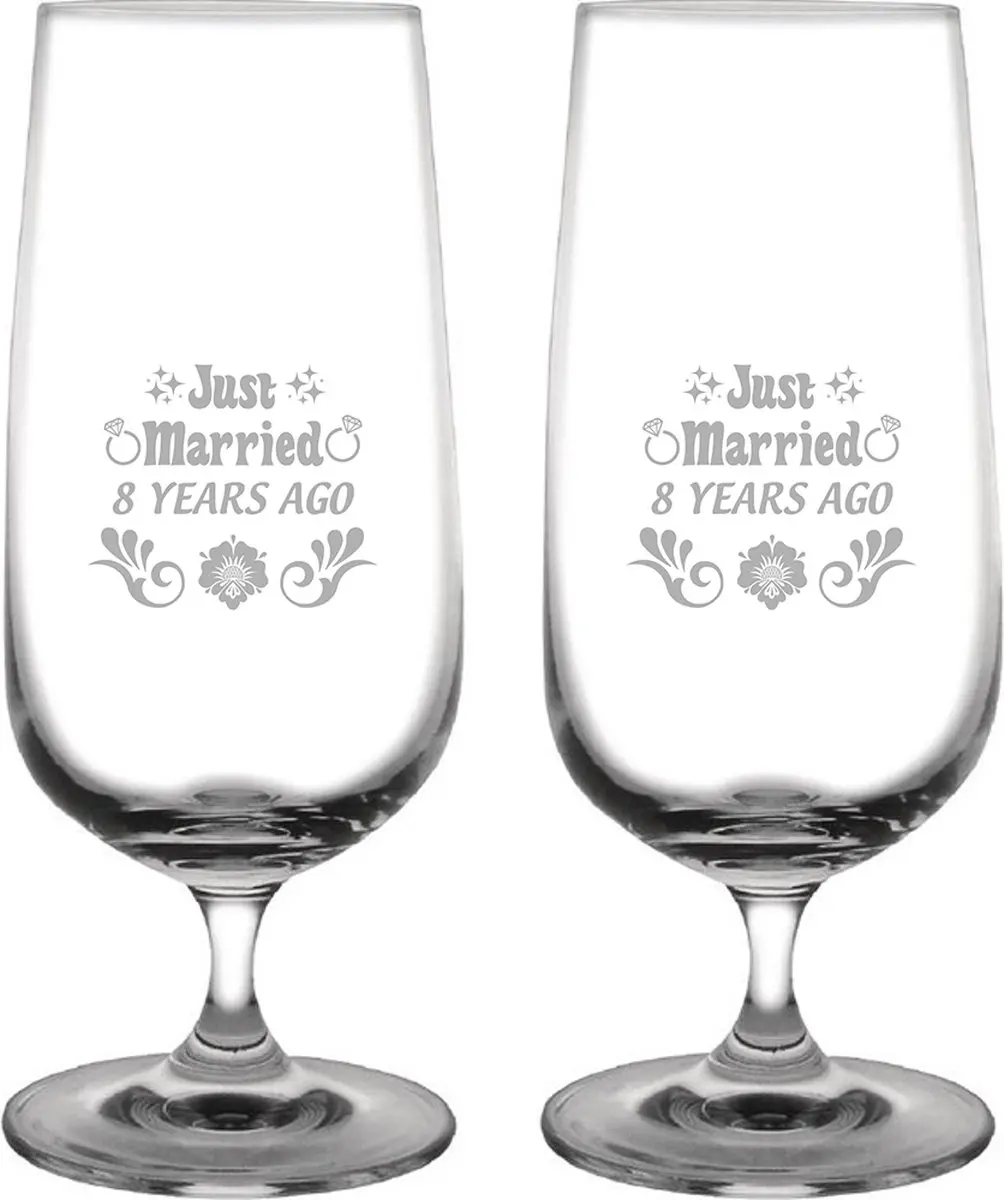 Gegraveerde set Bierglazen op voet 41cl Just Married 8 years ago