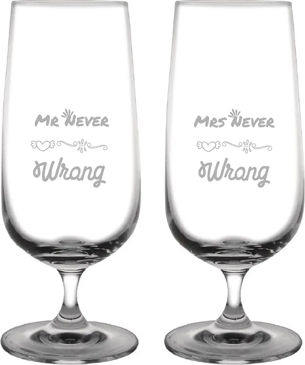 Gegraveerde set Bierglazen op voet 41cl Mr. Never wrong