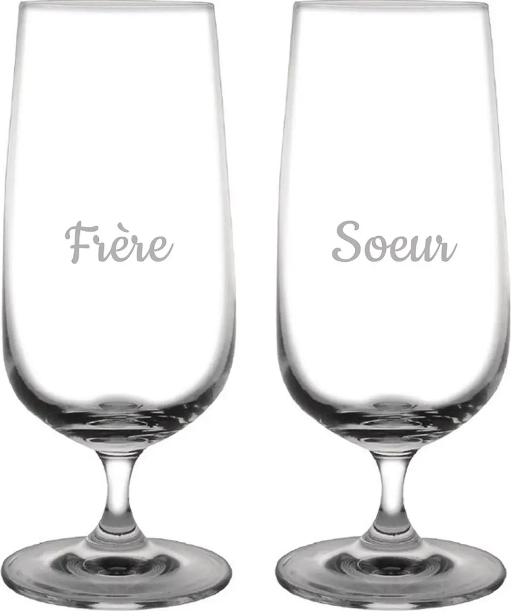 Bierglas op voet gegraveerd