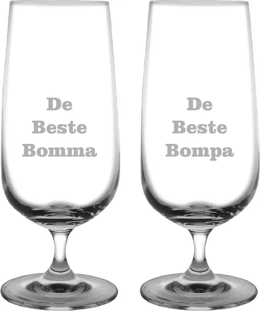 Bierglas op voet gegraveerd