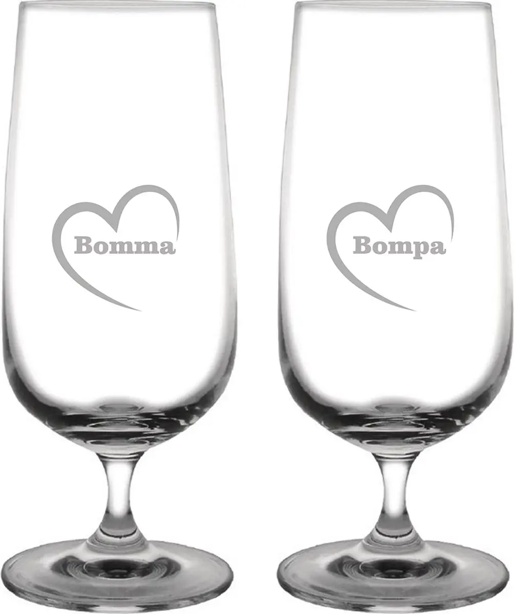 Bierglas op voet gegraveerd