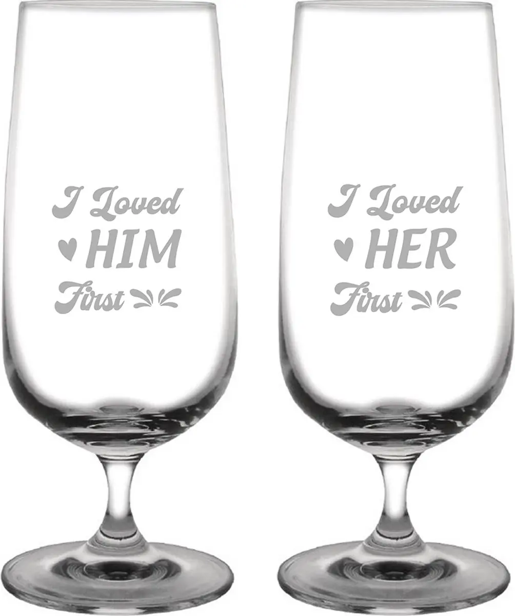 Gegraveerde set Bierglazen op voet 41cl I loved him first