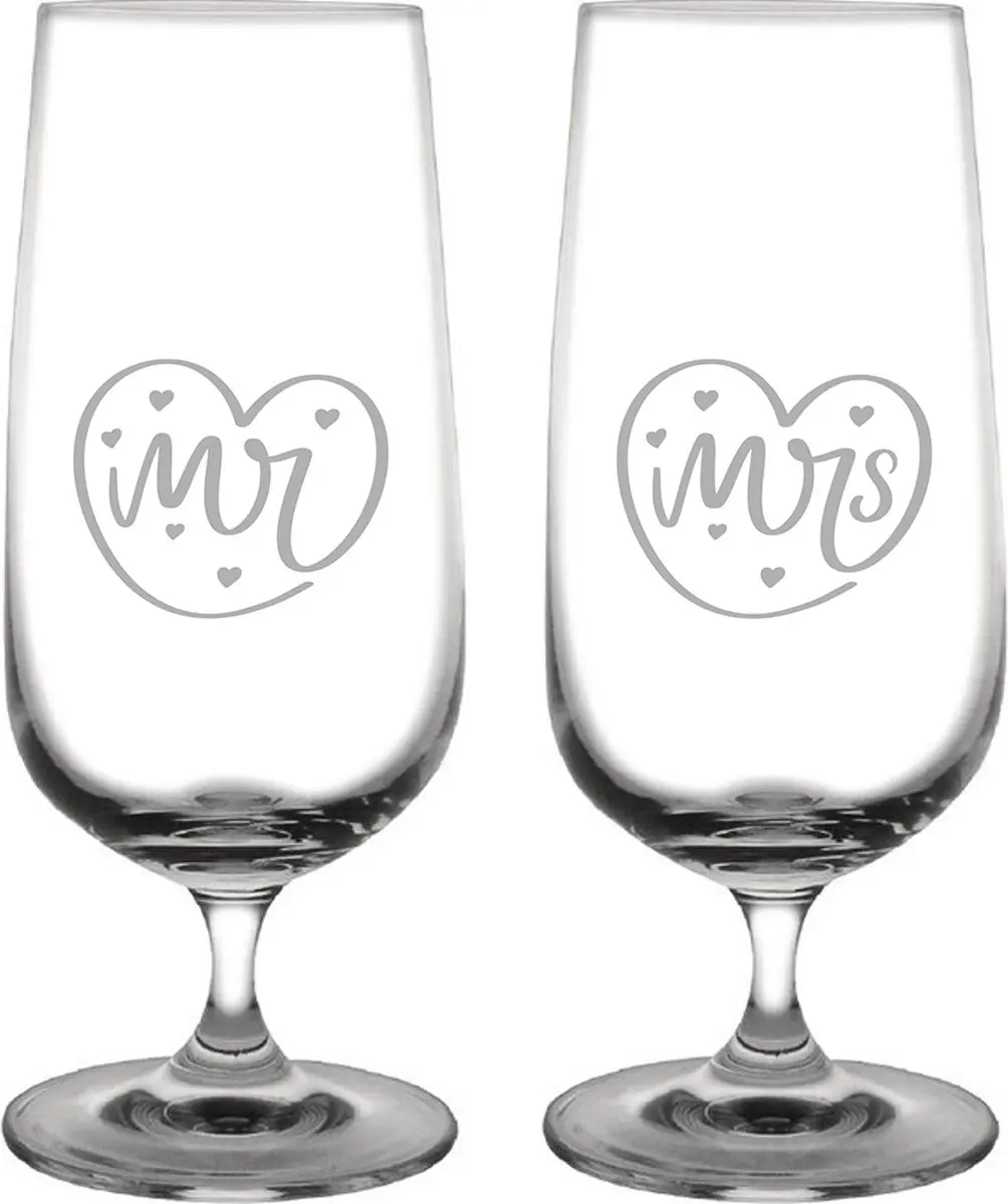 Gegraveerde set Bierglazen op voet 41cl Mr. In hartje