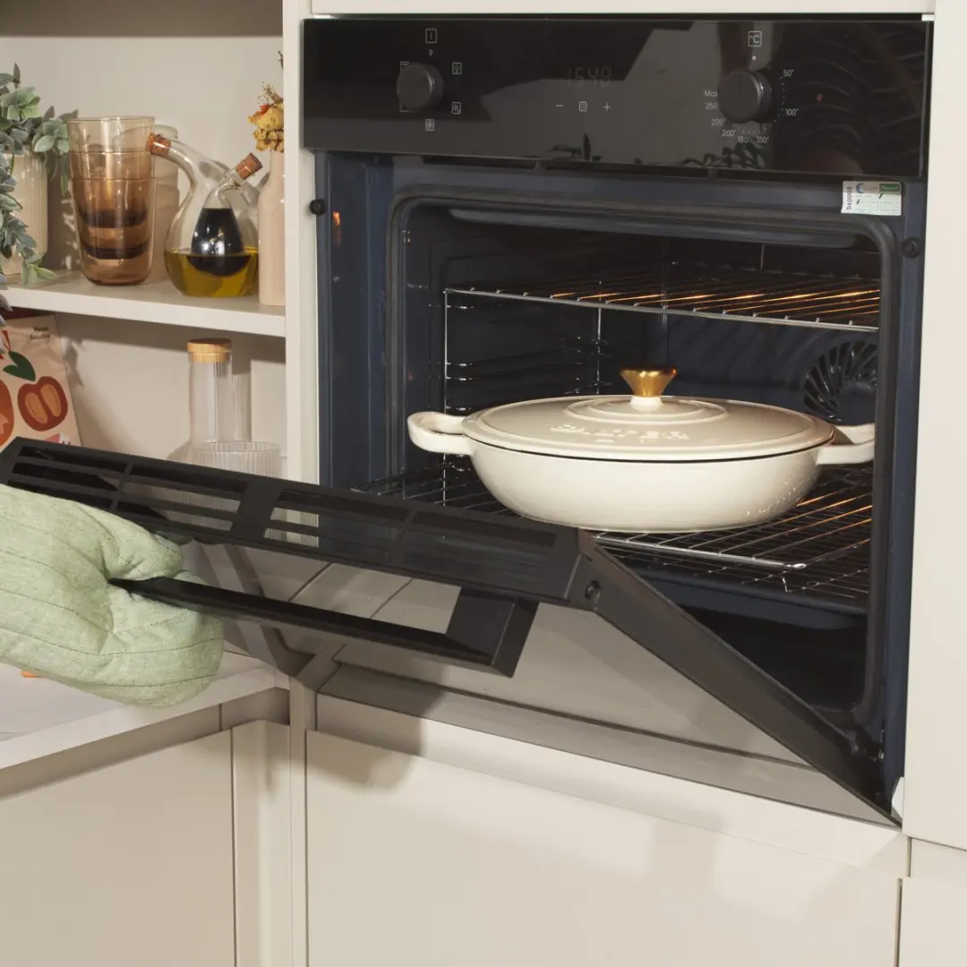 Salter Chester Gietijzeren Ovenschaal 30cm - 2.8L - Crème - afbeelding 5 van 6