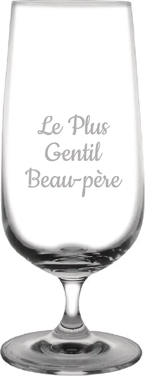 Bierglas op voet gegraveerd