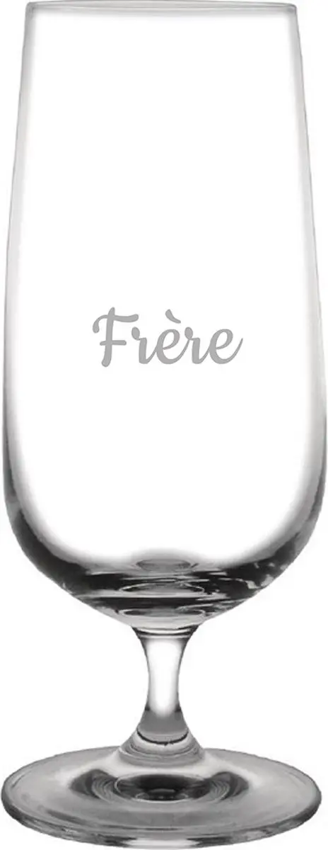 Bierglas op voet gegraveerd