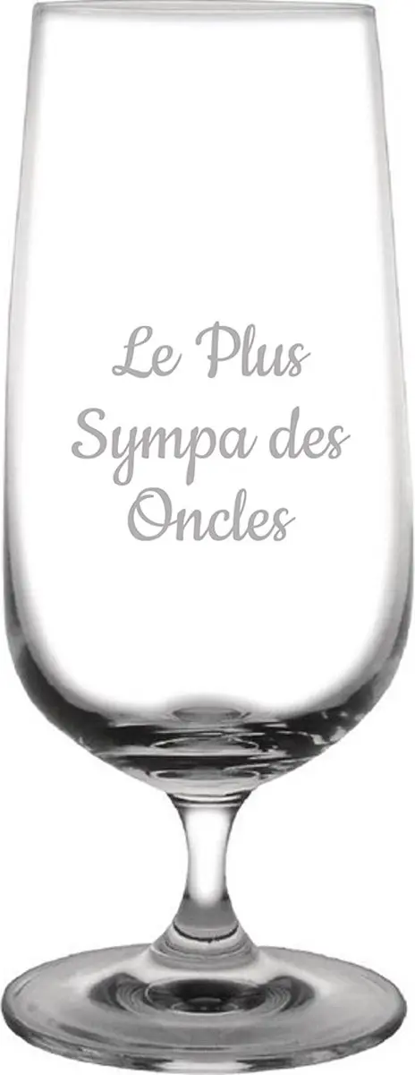 Bierglas op voet gegraveerd