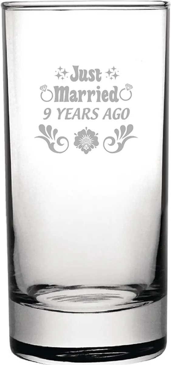 Gegraveerde longdrinkglas 28,5cl Just Married 9 years ago