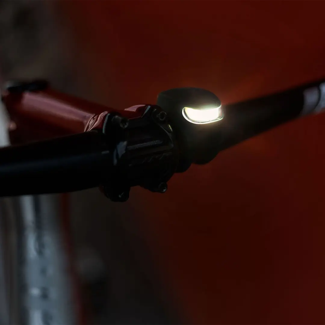 Knog Frog USB Front - Zwart - afbeelding 5 van 6
