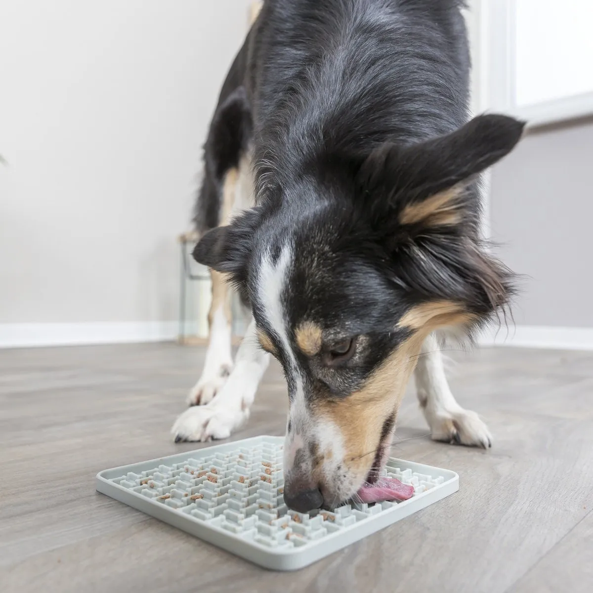 Trixie Lick'N'snack Likmat Anti Schrok - Siliconen 20x20cm - Grijs