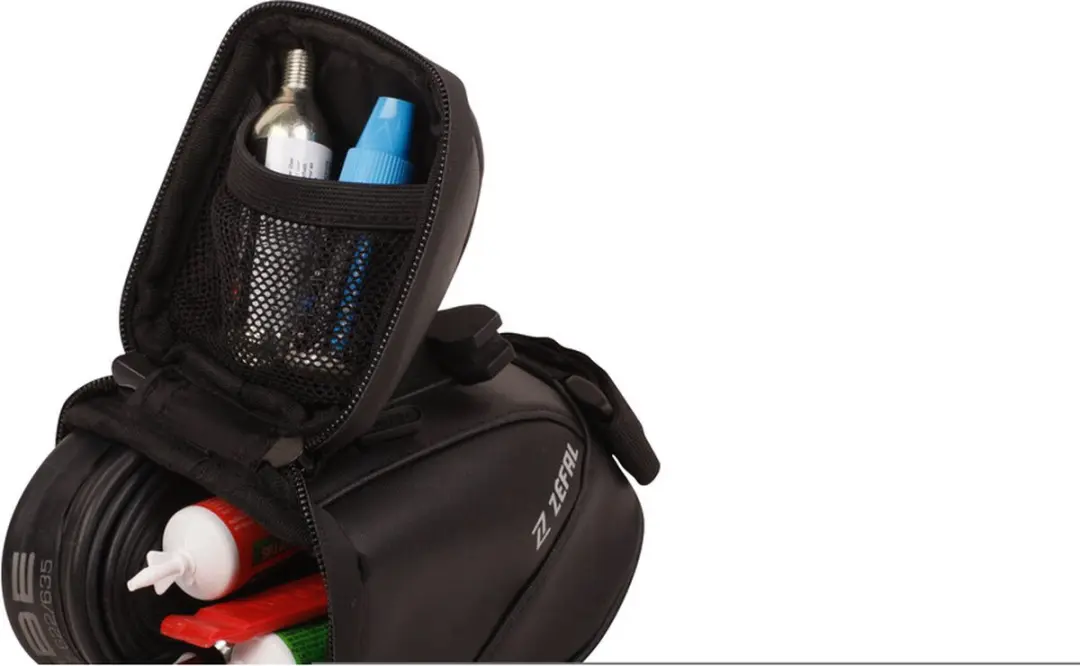 Zefal Iron Pack zadeltas 0.9L zwart - afbeelding 2 van 3