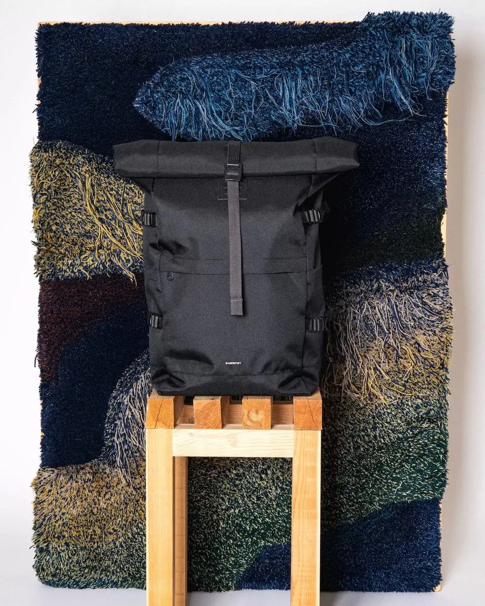 Sandqvist Icon Rolltop Rugzak L 26L - Zwart - afbeelding 2 van 6